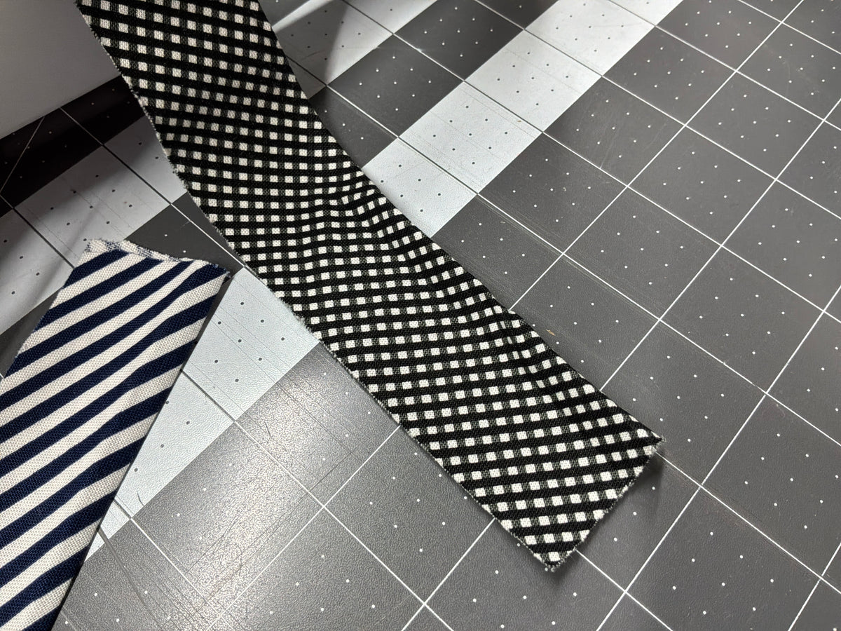 6 yard cut Riley Blake STSFB­-48801 Single-Fold Quilt Binding Micro Gingham Black