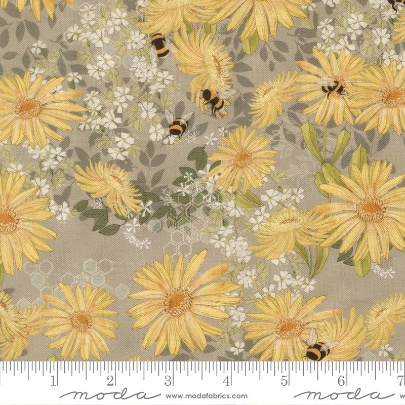 Pollinators Pebble 48811 18 Moda Half Yard