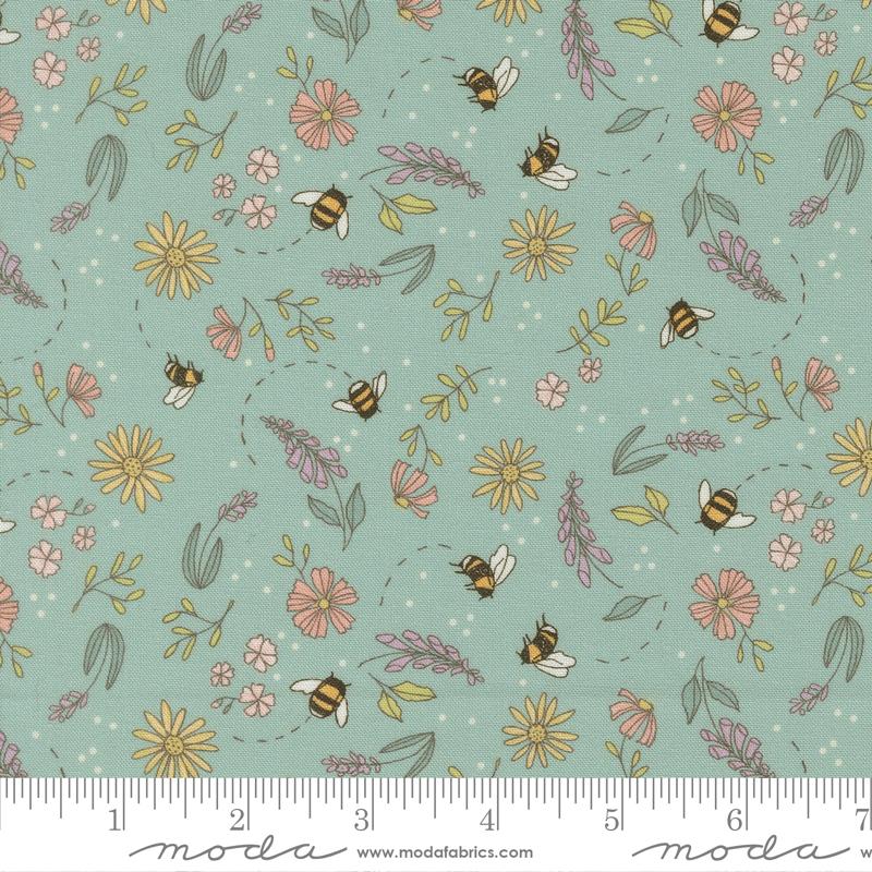 Pollinators Stream 48813 16 MODA Half Yard