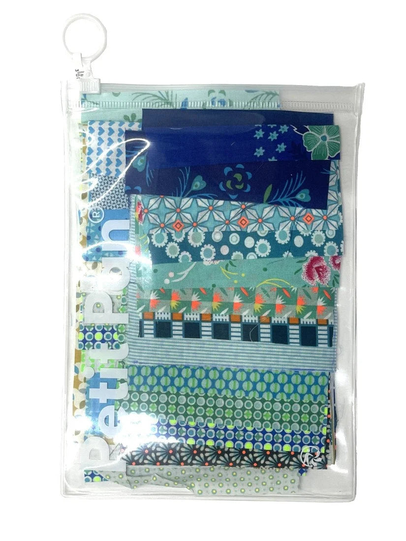 Petit Pan 4"x4" 50 Fabric Square Bundle Bleu, Vert, 500-050-007