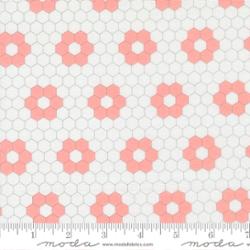 A Cat Named Stitch Cream Blush 55343 11 Moda Half Yard