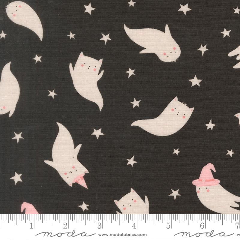 Purrs and Boos Ghost Black Cat 39061 16 Elena Amo Moda Half Yard