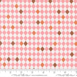 Purrs and Boos 39067 11 Candy Moda Half Yard