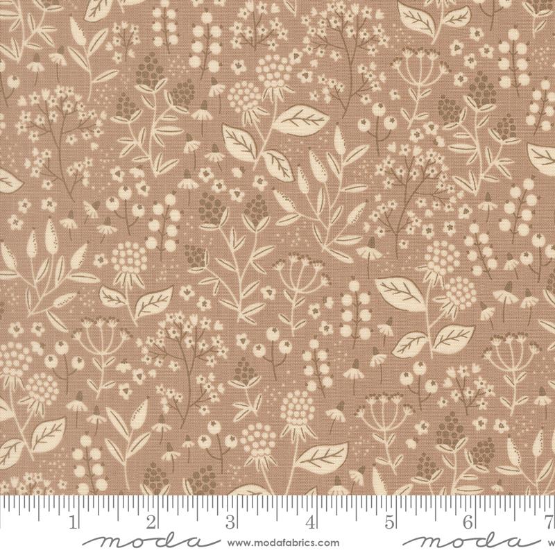 Natures Sketchbook 39071 13 Leaves and Berries Pebble Moda Half Yard