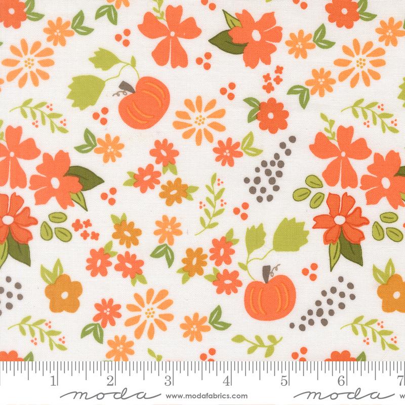 Birch and Willow 37720 11 Pumpkin Patch Florals Cloud Moda Half Yard