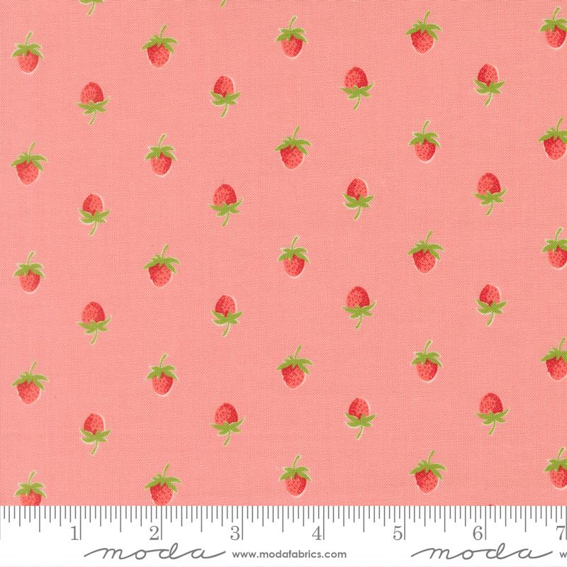Bloomsberry 55352 16 Berries Novelty Strawberries Moda Half Yard
