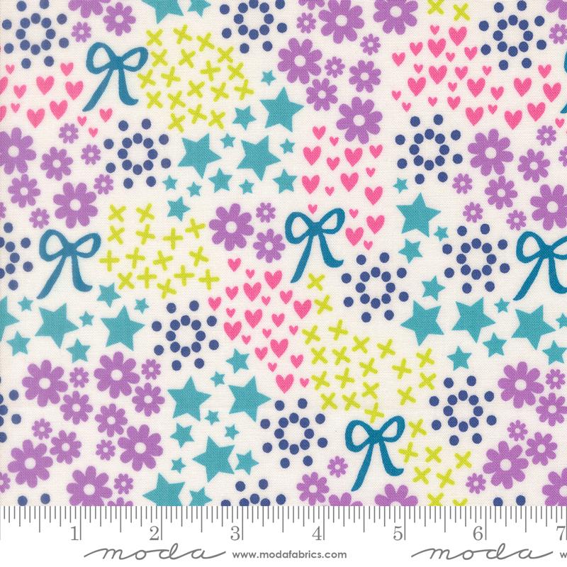 Makers Delight Doodles Florals Bows Stars Hearts Breeze Chrissy Lux MODA 28100 31 HALF YARD
