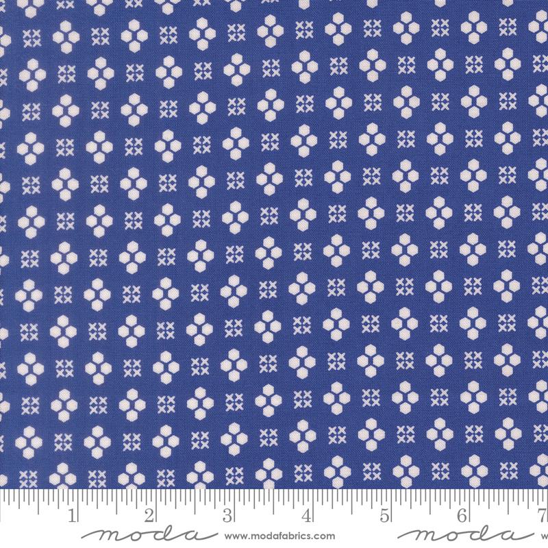 Makers Delight Handwork Blenders Regatta Chrissy Lux MODA 28104 13 HALF YARD