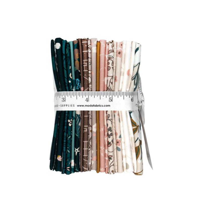 Midnight Fleur 20 Fat Quarter 38170AB Jessica Rose Moda