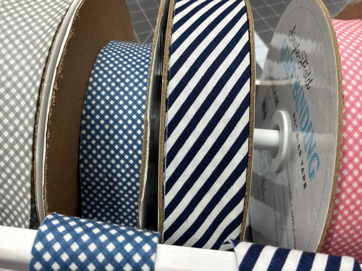 6 Yard Cut Single-Fold Quilt Binding 1/8" Stripe NAVY BLUE