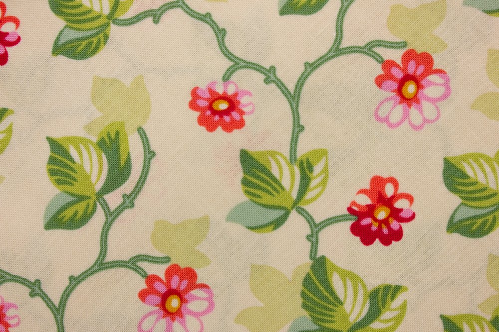 Poppies A-751-L Floral Vine Cream Andover Half Yard
