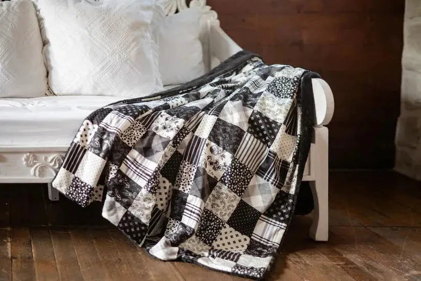 Fleur Noire Patchwork Minky Blanket 60x72 MB1004A CREAM BACK
