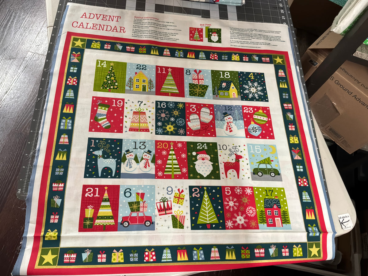 Advent Calendar - Makower Joy 2226 24" panel Metallic 9P