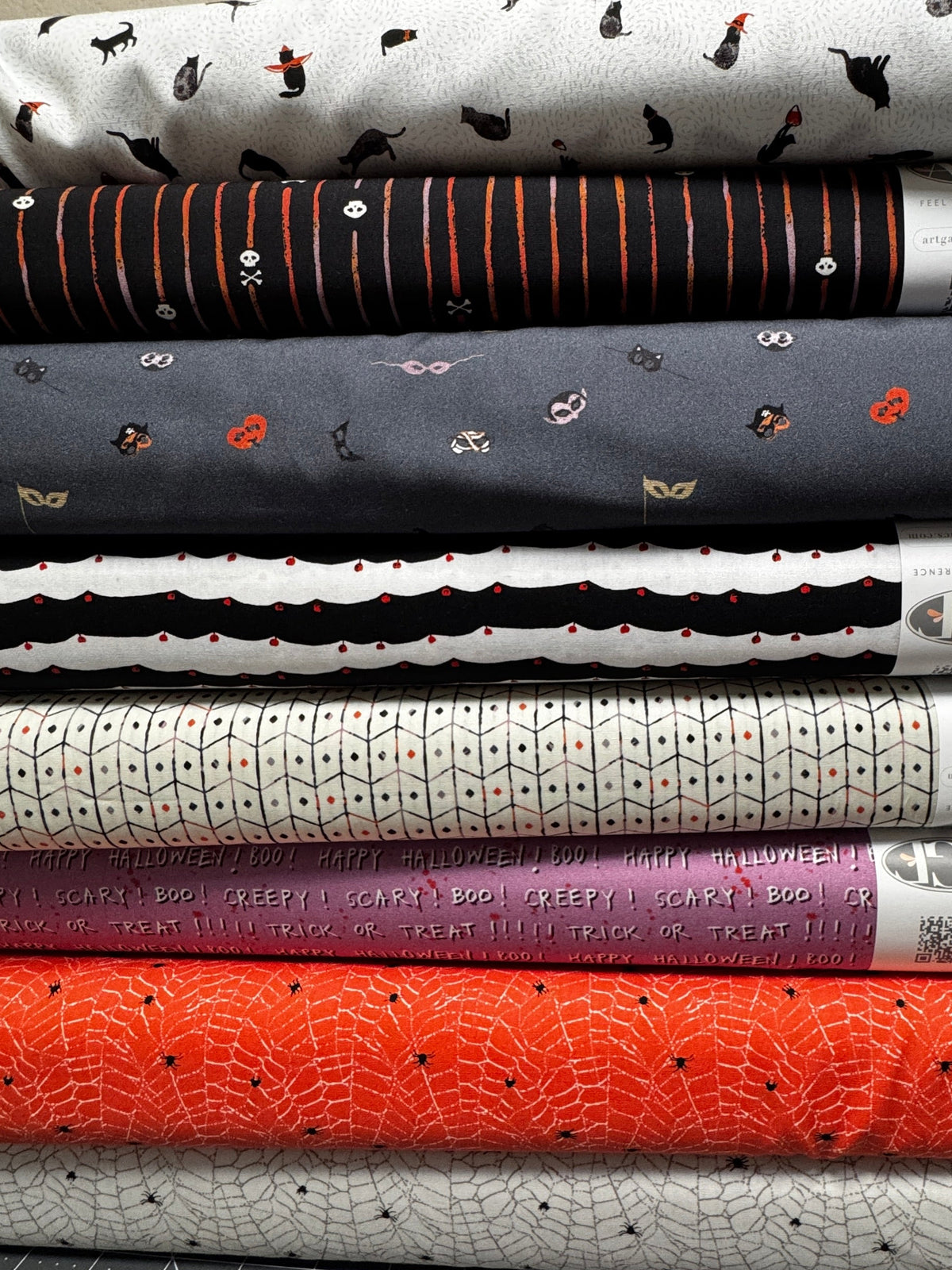 Eerie Art Gallery Fat Quarter 8pc.  Bundle