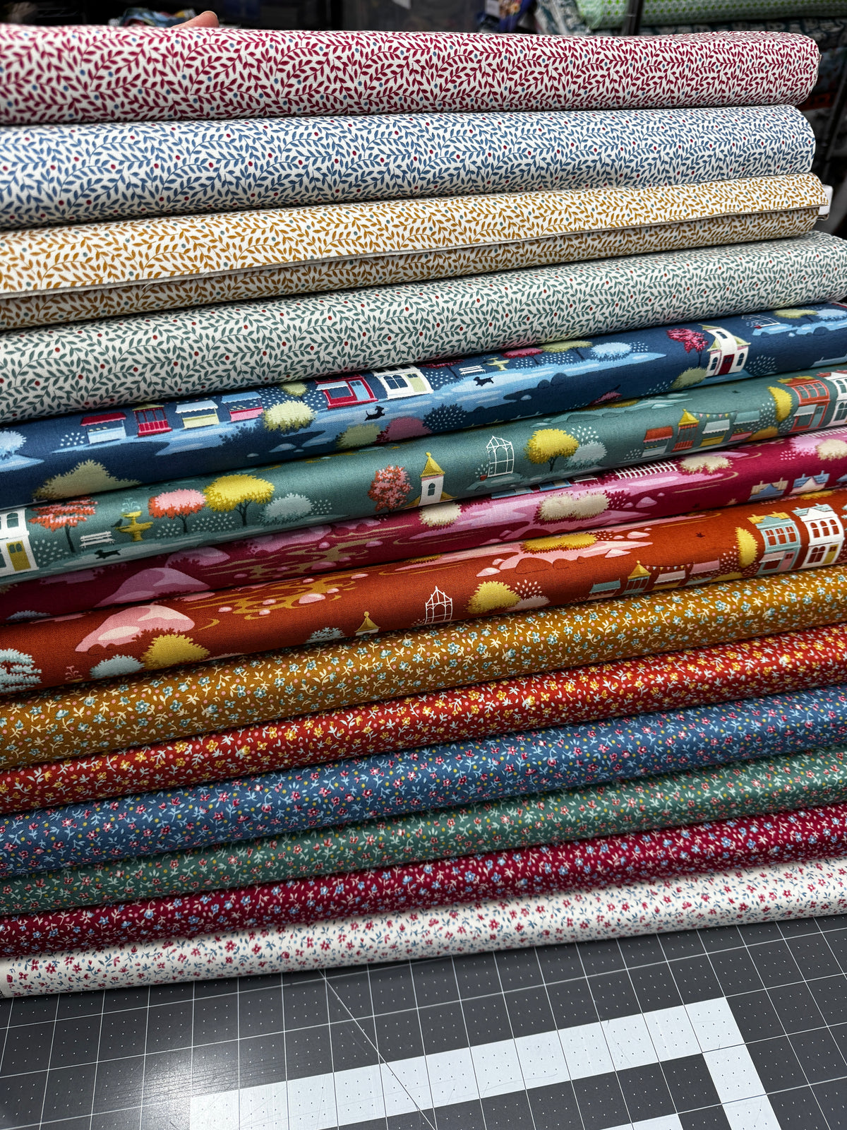 Tilda Blender Collection - 14 Fat Quarters