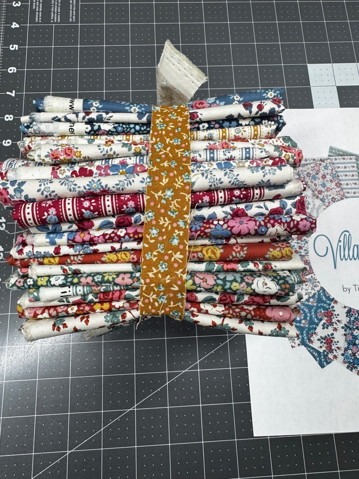 SHOP CUT! Tilda Village Life -20 Fat Quarter Bundle - 92Q