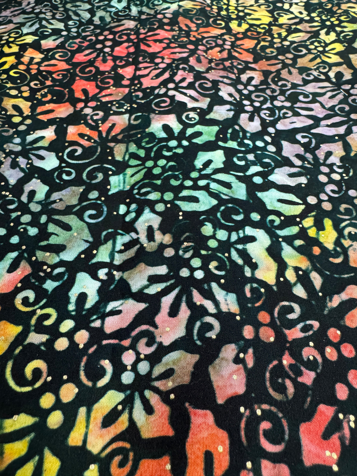 3yd Joyful Holiday Batik Metallic Robert Kaufman AMDM 22642 238 GARDEN 229Y