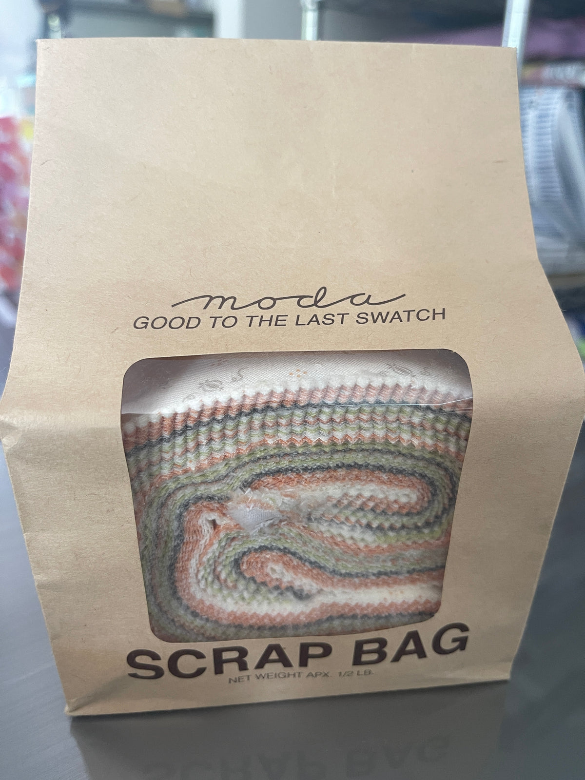Moda Scrap Bag Varies Approximately 0.5lbs Weight Of Fabric
