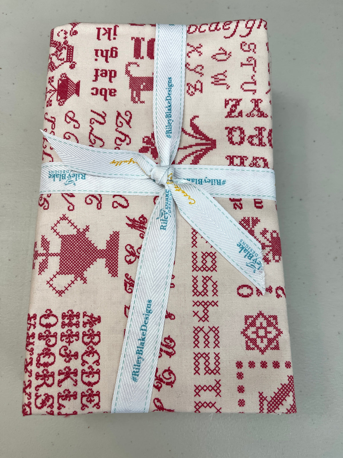 Piece & Plenty Latte 6 Yard Fabric Bundle, 6 Pieces Lori Holt for Riley Blake