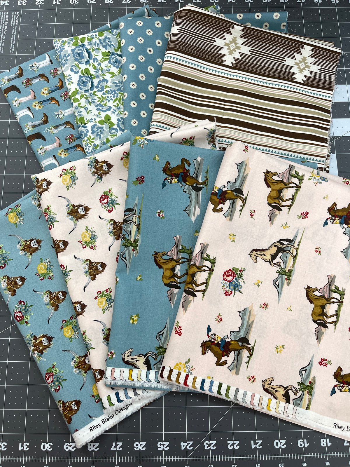 8 Half Yard Bundle - Cowgirl Riley Blake 58M
