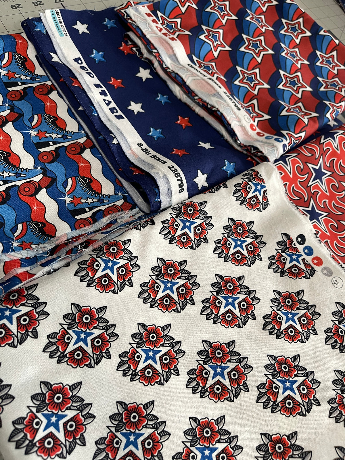 6 Yard Bundle - Pop Stars - 100% Organic By Cloud 9 Fabrics