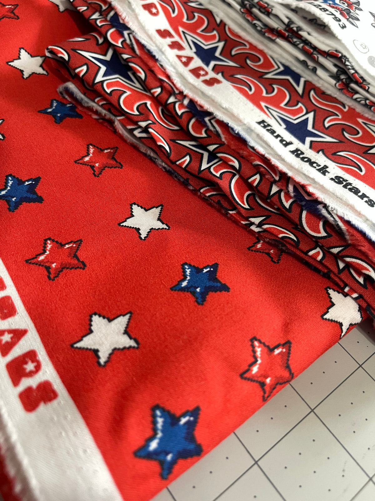 6 Yard Bundle - Pop Stars - 100% Organic By Cloud 9 Fabrics