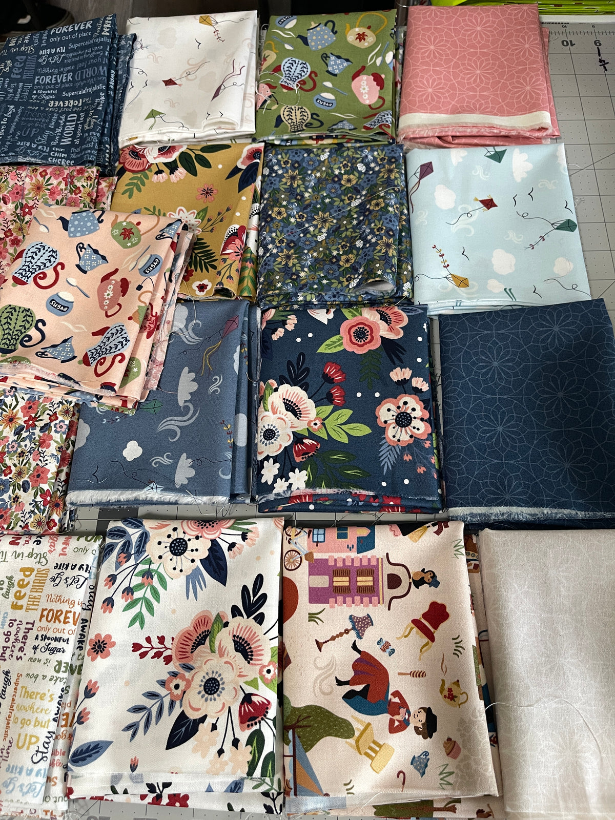 25 Fat Quarters Bundle Mary Poppins Spoon Full of Sugar Riley Blake 82Q