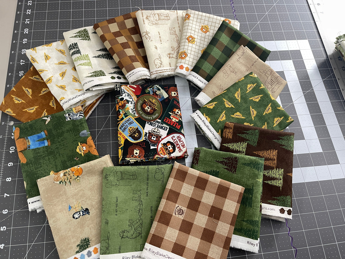16 Fat Quarter Bundle - Smokey The Bear Riley Blake 89Q
