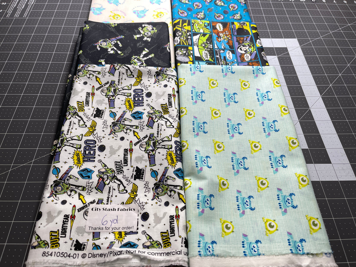 6 Yard Toy Story Bundel Camelot Fabrics 133Y