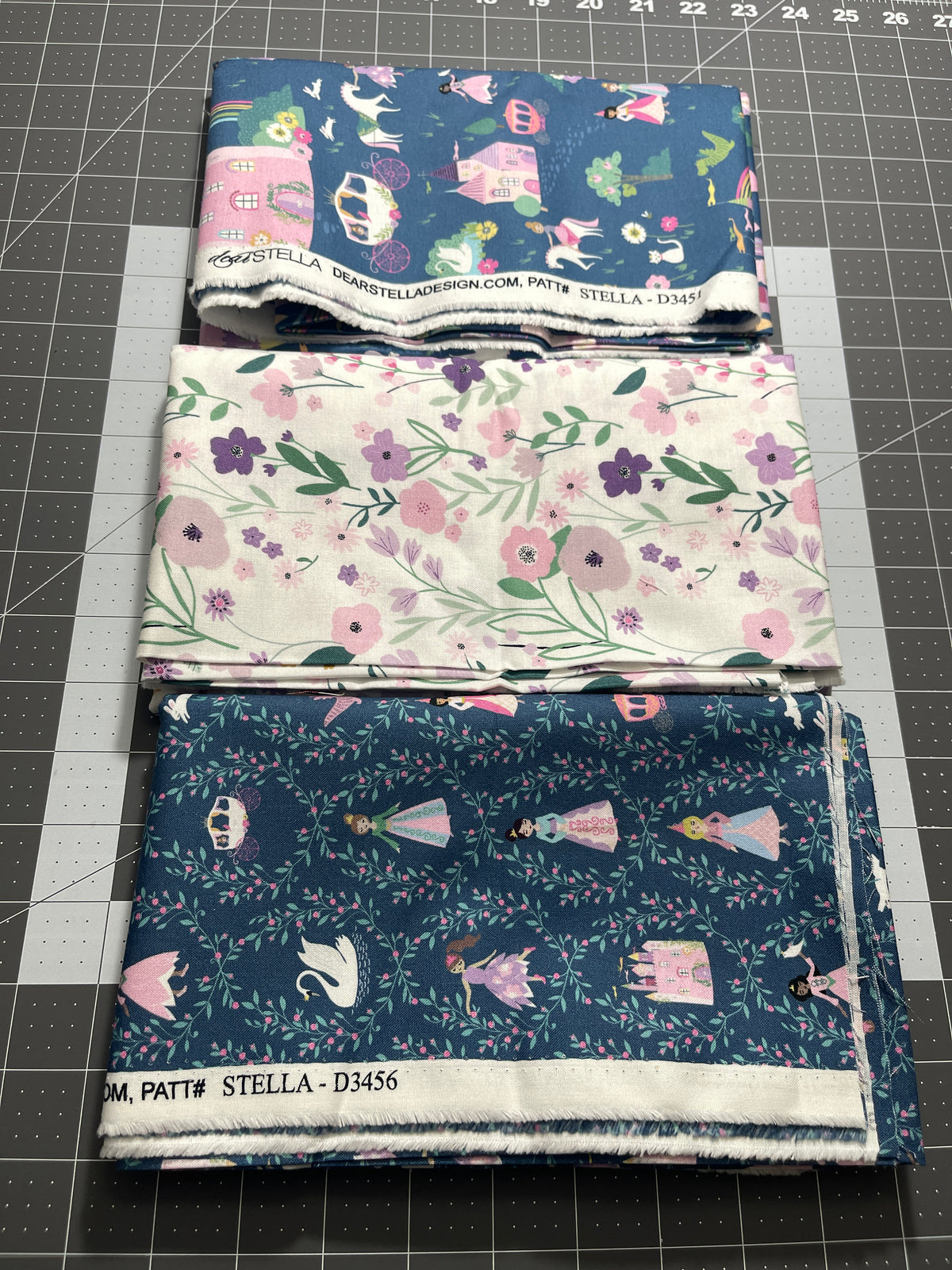 3 Half Yard Bundle Enchanted Princess STELLA-D3451 Dear Stella 140H