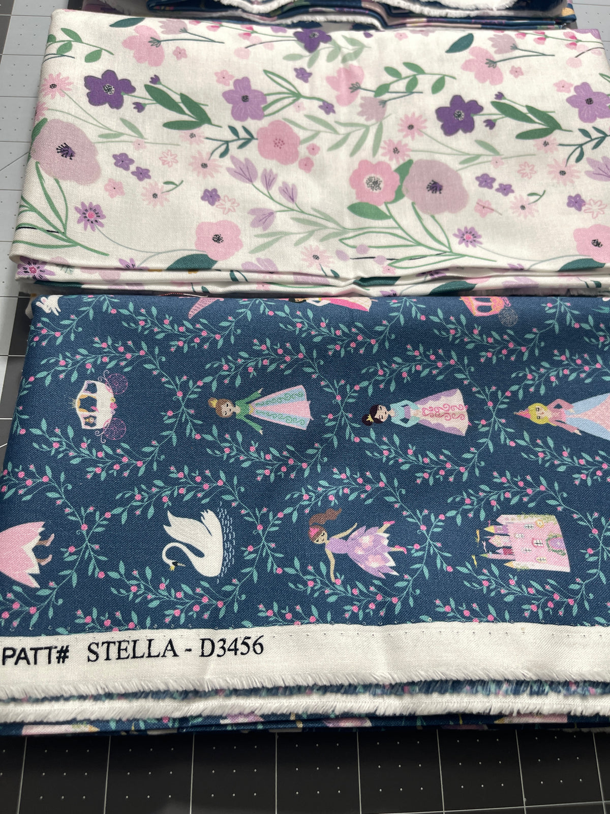 3 Half Yard Bundle Enchanted Princess STELLA-D3451 Dear Stella 140H
