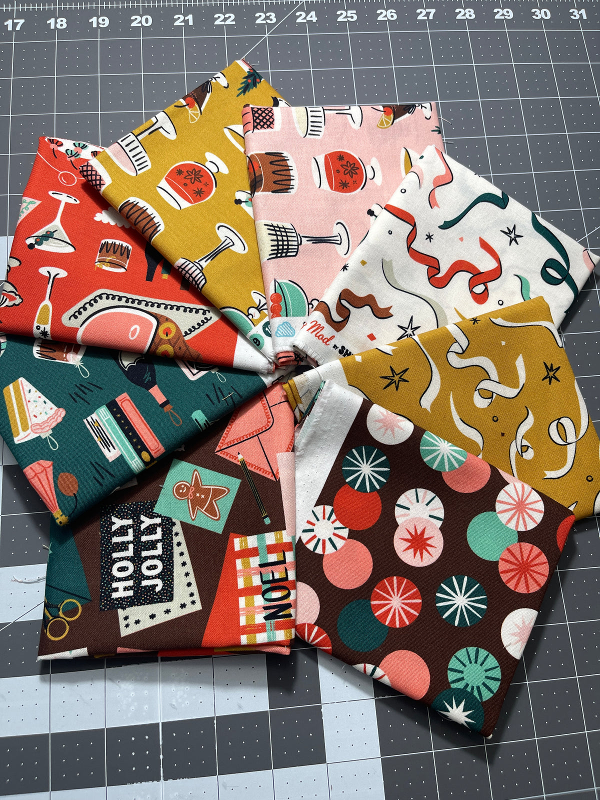 8 Fat Quarter bundle Merry & Mod Shelby Warwood Cloud 9 Fabric 142Q