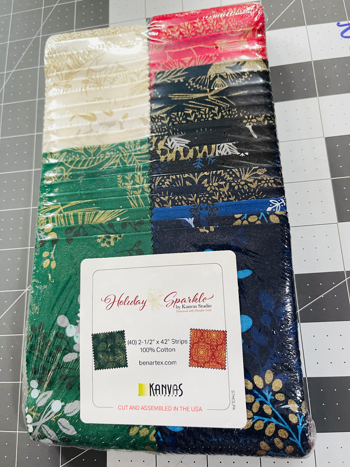 Holiday Sparkle 2.5" Strips Jelly Roll Kanvas Studio STHOLPK Benartex