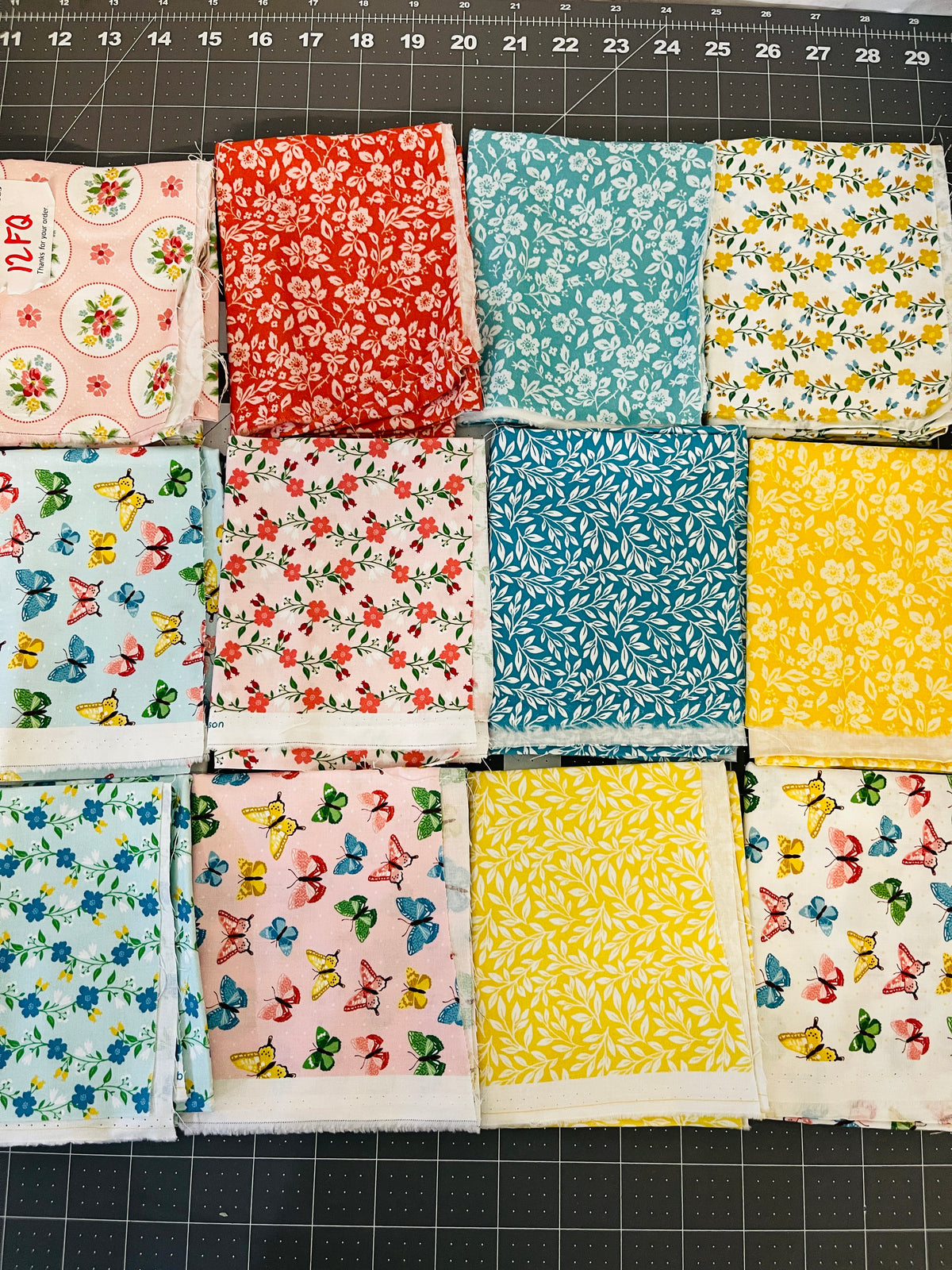 12 Fat Quarter Bundle Matilda Terri Henson Poppie Cotton 240Q