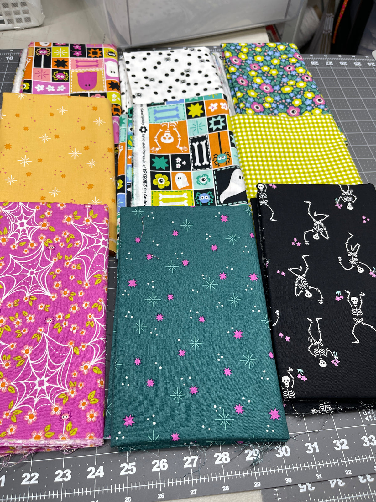 9 Yard Bundle Ghostly Garden KP Creates Andover 253Y