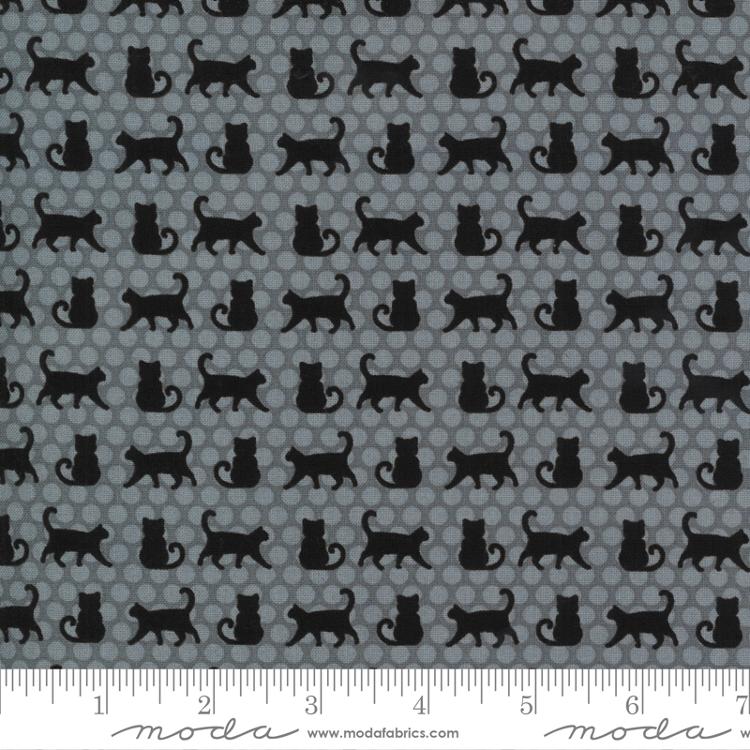 CAT PARADE HALLOWEEN MIDNIGHT MAGIC 2 APRIL ROSENTHAL PRAIRIE GRASS MODA FABRICS 24102 16 HALF YARD