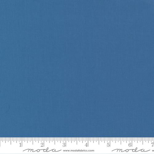 Bella Solids Sea 9900 138 Moda Half Yard
