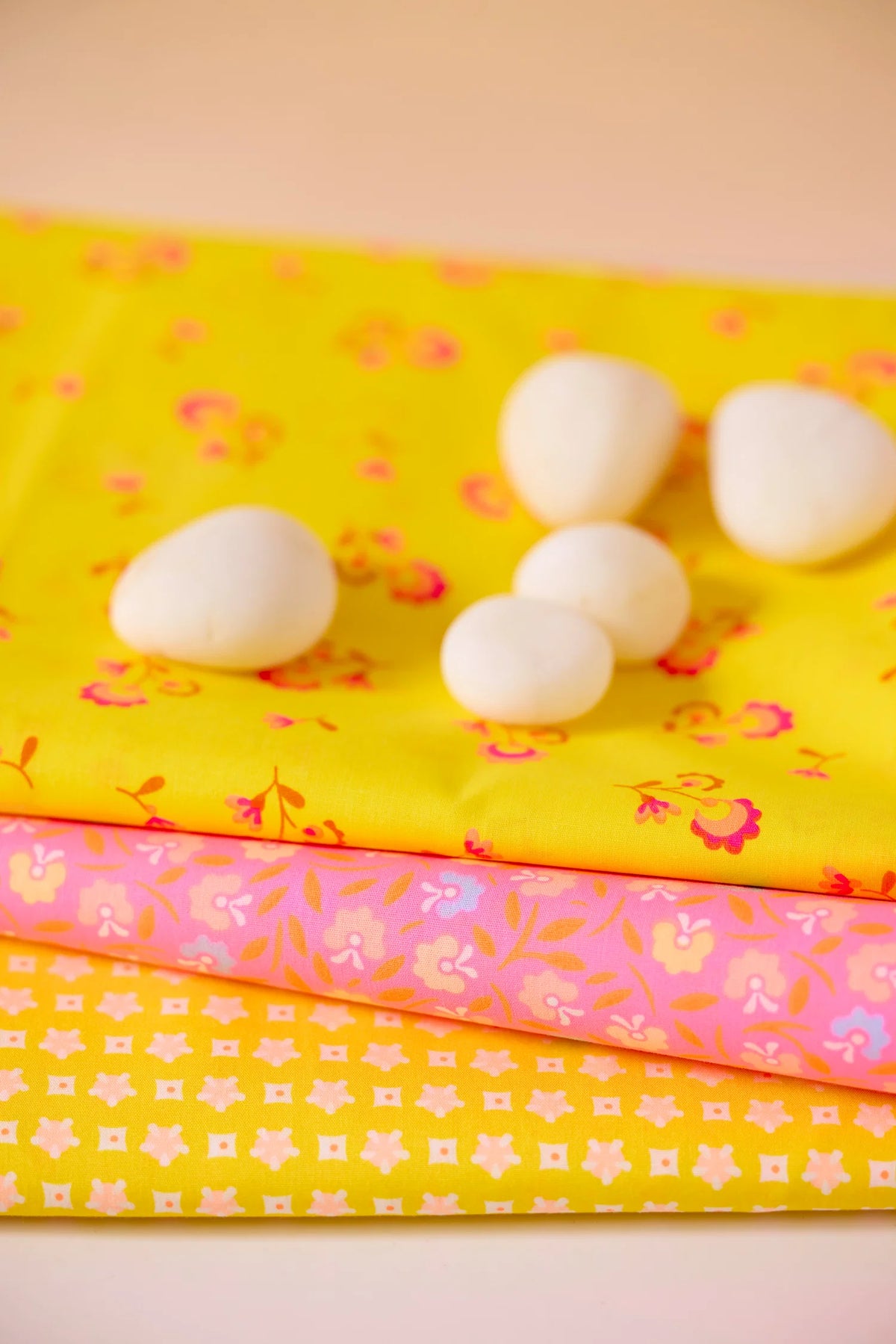 Illska Yellow Poplin 939 Petit Pan Half Yard