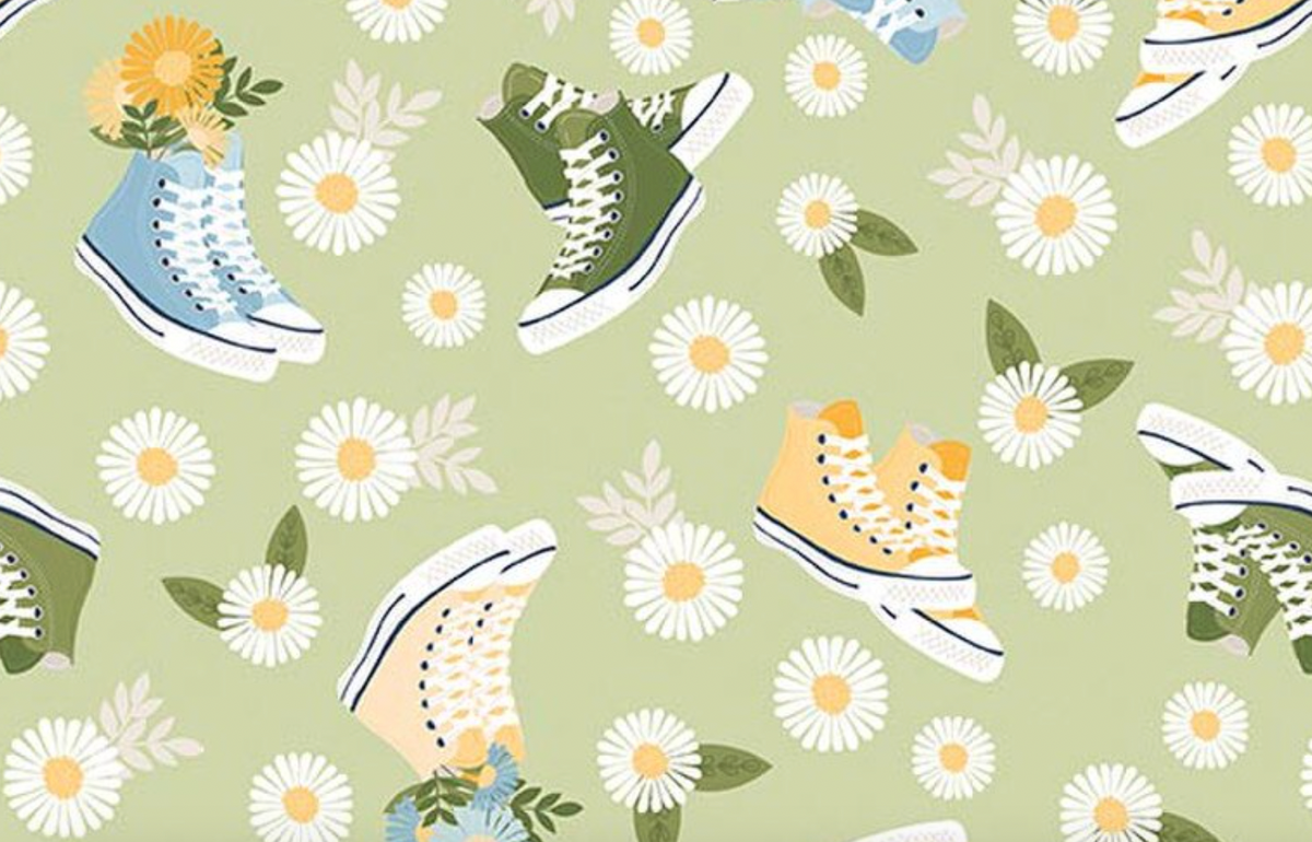 Sunshine & Dandelions C17921­-HONEYDEW Shoes Honeydew Traci Reed Riley Blake Half Yard