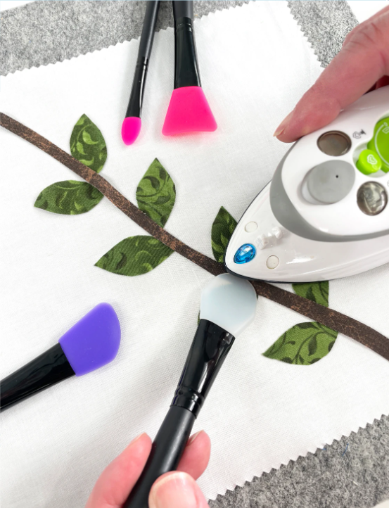 TGQ139 The Gypsy Quilter Position and Press Silicone Tools