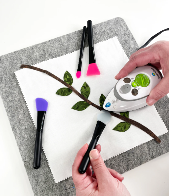 TGQ139 The Gypsy Quilter Position and Press Silicone Tools