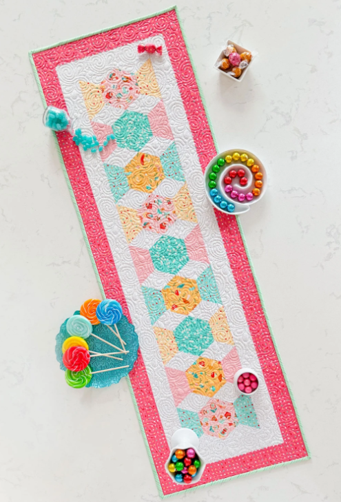 CLPSMD001 Candy Lane Table Runner Pattern