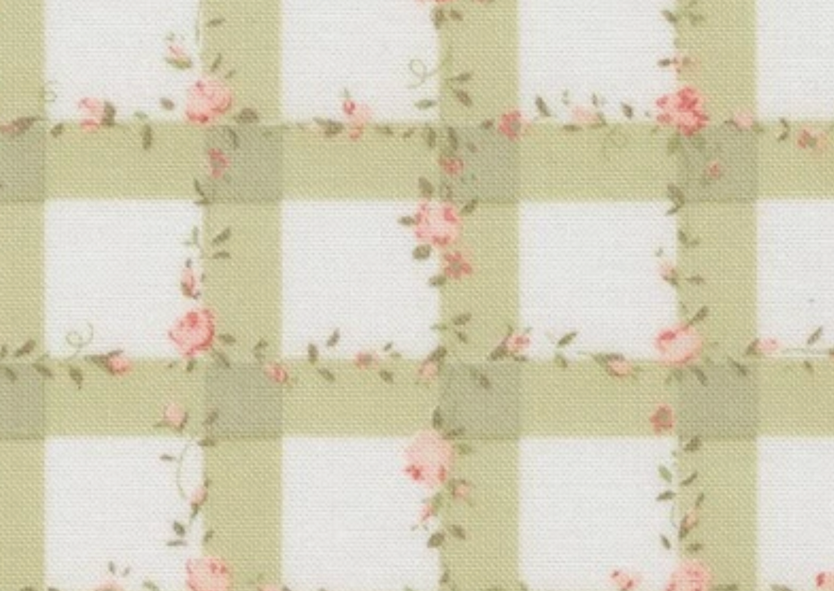 Abide 18793 25 Light Green Floral Plaid Gingham Brenda Riddle Moda Half Yard