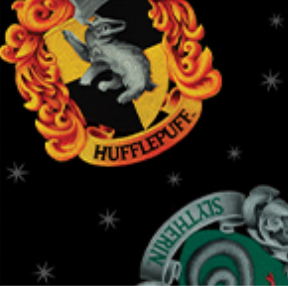 Harry Potter 1521312B Hogwarts Crests Black Benartex Half Yard
