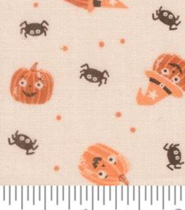 Purrs and Boos Friendly Pumpkin and Spiders Moonbeam CREAM 39064 11 Elena Amo Moda Half Yard