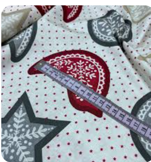 Scandi Garland Panel - Makower Skandi 4 0 1788