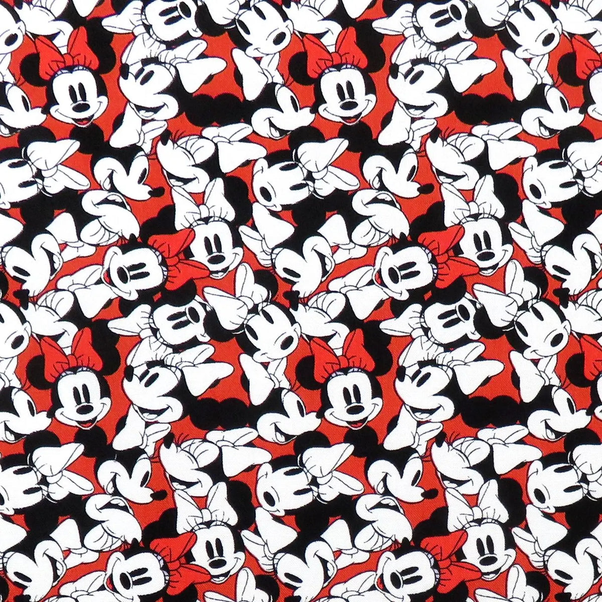 Minnie Mouse Disney 85271010 Camelot Half Yard
