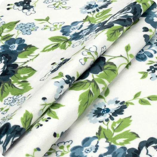 Nantucket Summer Cream Blue Cuddle Low-Pile Polyester Moda 55270-11QC Half Yard