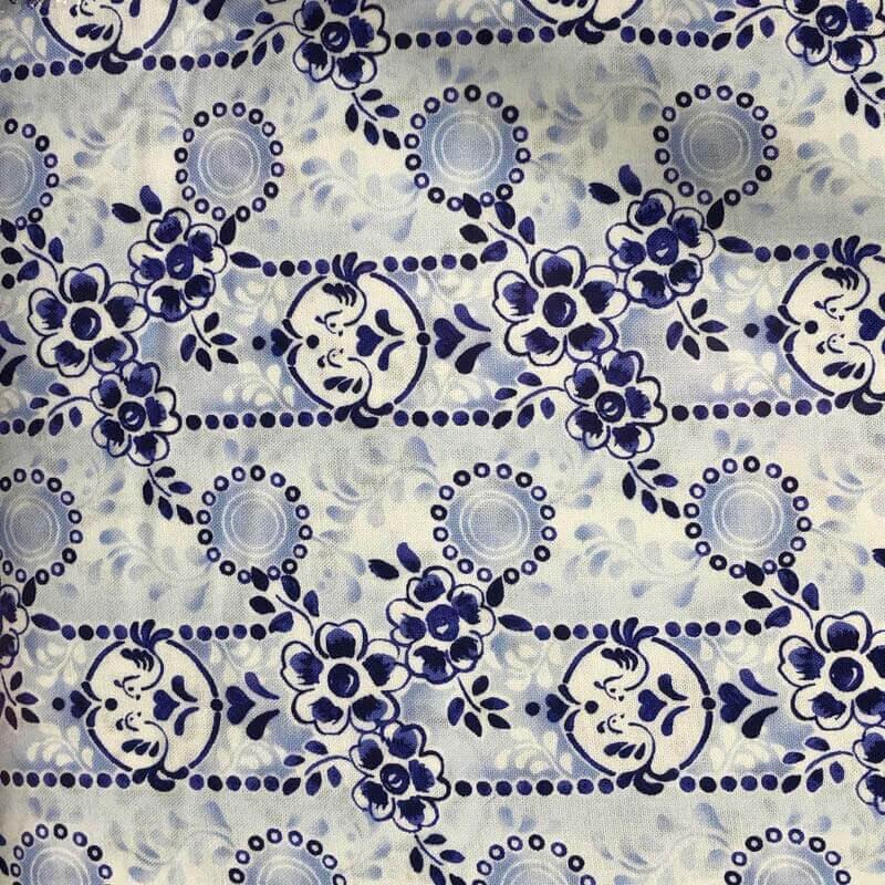 DAISY BLUE  FLORAL DOTS  WHITE/INDIGO RJR FABRICS RJR2949/1 HALF YARD