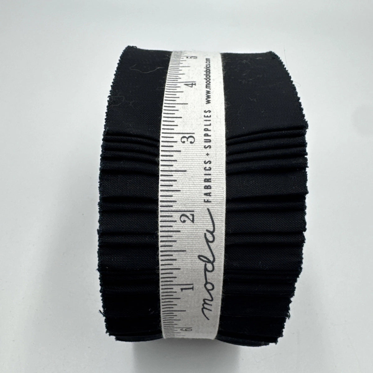 Bella Solids Jelly Roll Black 40 Pcs 9900JR 99 Moda